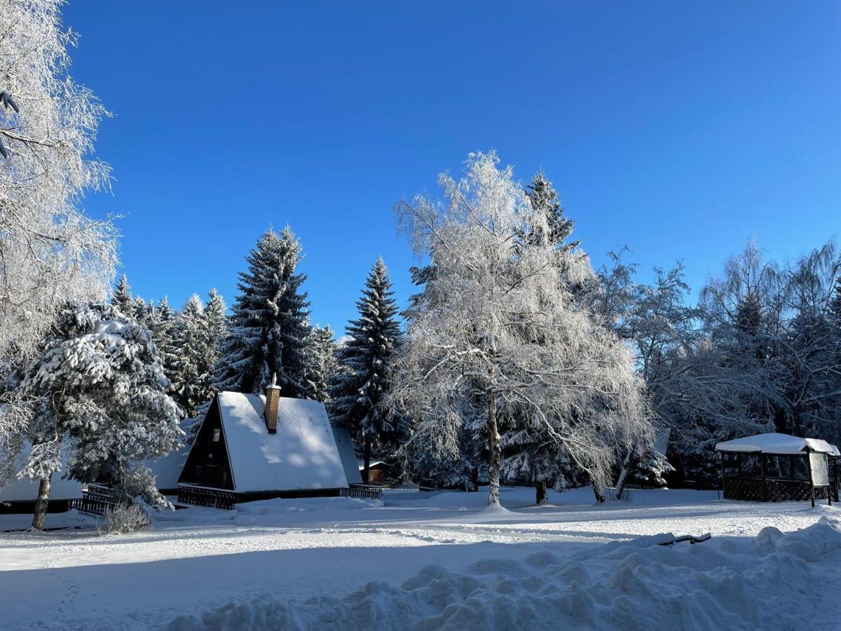 Hotel A Penzion Pegas Vlachovice Екстер'єр фото