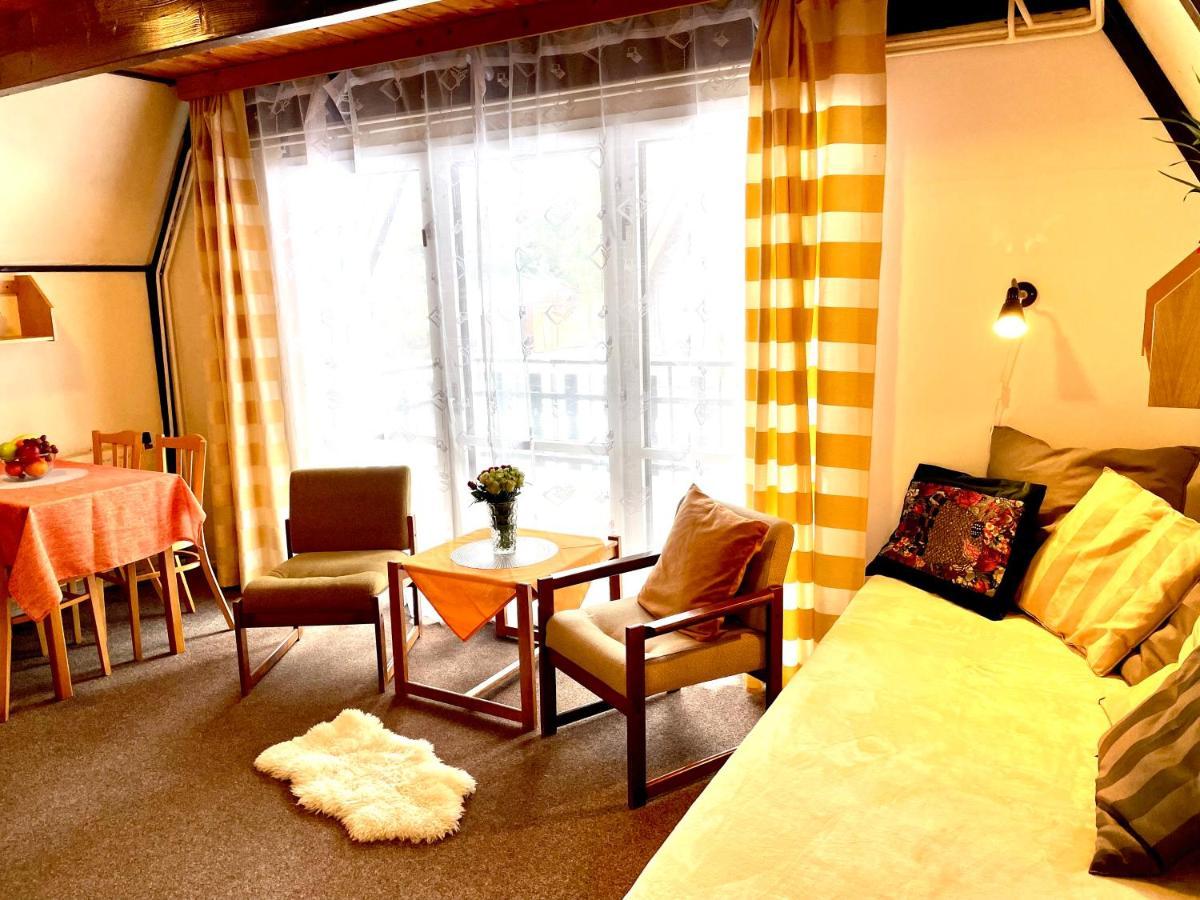 Hotel A Penzion Pegas Vlachovice Екстер'єр фото