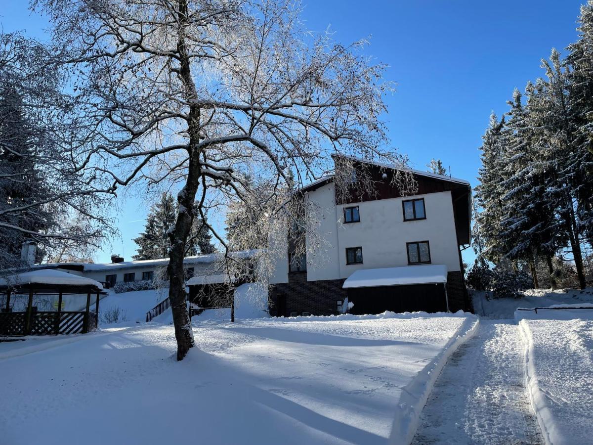 Hotel A Penzion Pegas Vlachovice Екстер'єр фото
