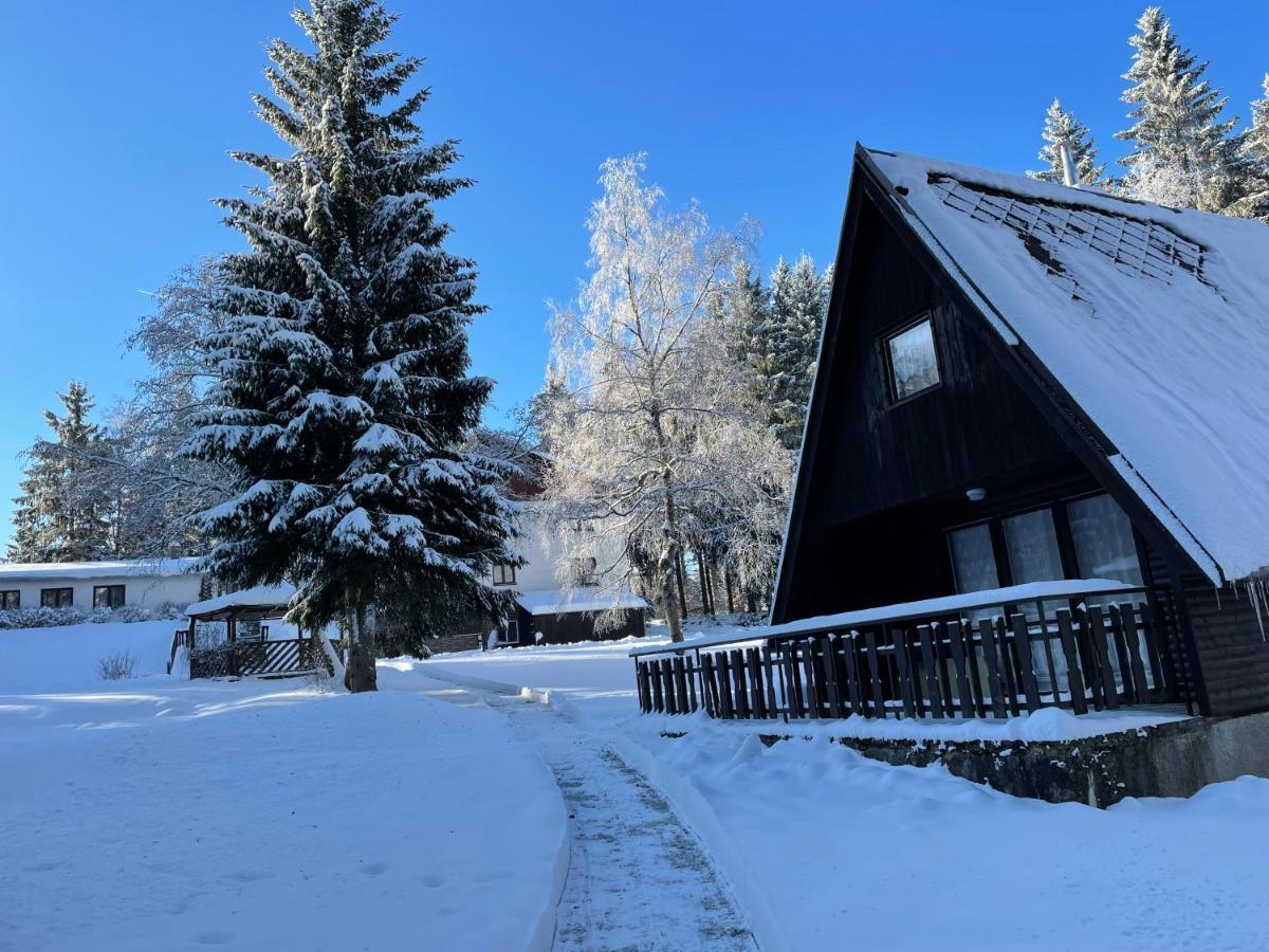 Hotel A Penzion Pegas Vlachovice Екстер'єр фото