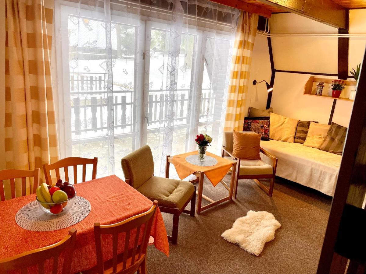 Hotel A Penzion Pegas Vlachovice Екстер'єр фото