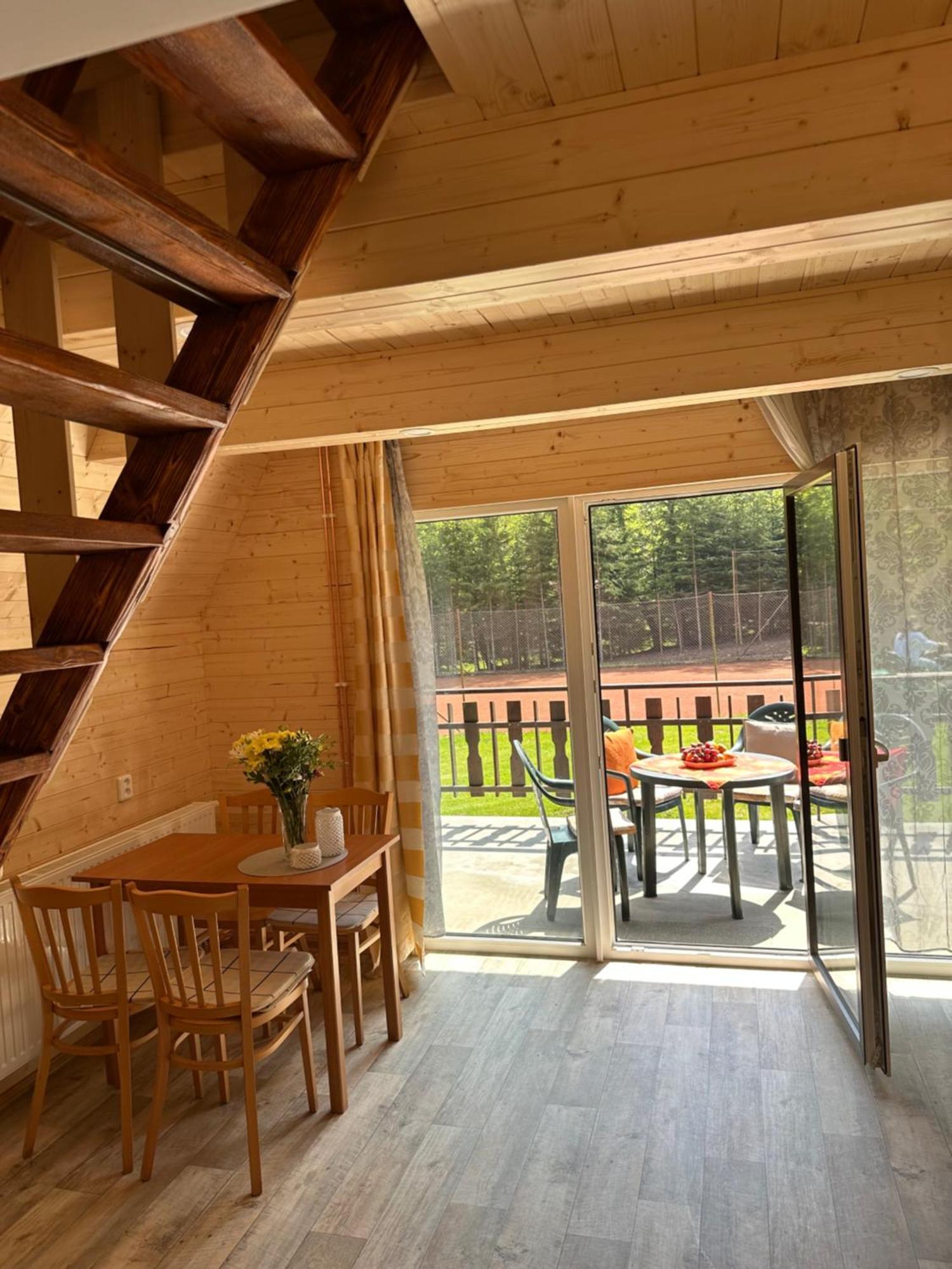 Hotel A Penzion Pegas Vlachovice Екстер'єр фото